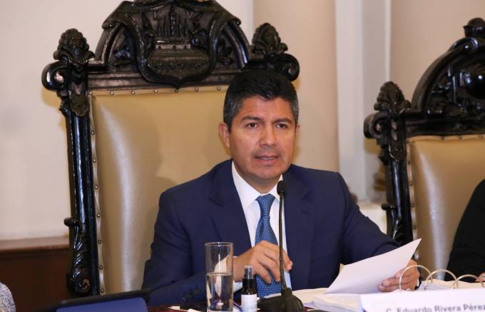 AYUNTAMIENTO . Realiza nombramientos en diversas secretarías el alcalde Eduardo Rivera.