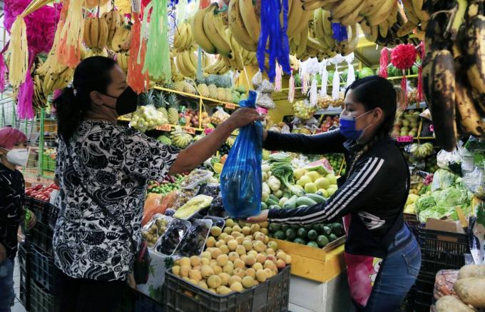 AYUNTAMIENTO . Mantenimiento a mercados por parte del Ayuntamiento busca generar confianza en las compras de fin de año.