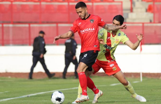 Coyotes de Tlaxcala inicia el torneo recibiendo goleada de Atlético Morelia