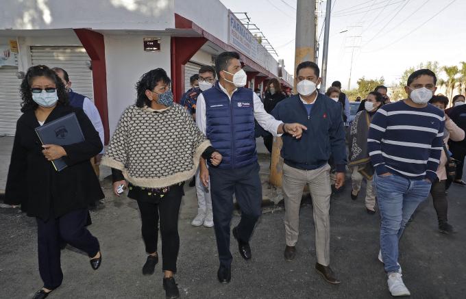 AYUNTAMIENTO . Supervisa relaminación en Bulevar Puebla, el alcalde Eduardo Rivera