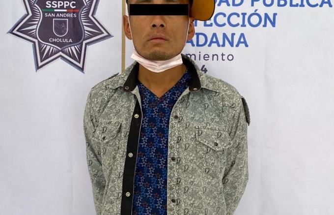 CHOLULA . Aseguró a presunto responsable de robo la Policía Municipal de San Andrés Cholula.