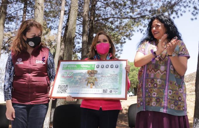 TLAXCALA - Develan billete conmemorativo del día internacional de la mujer en la zona arqueológica de Xochitécatl.