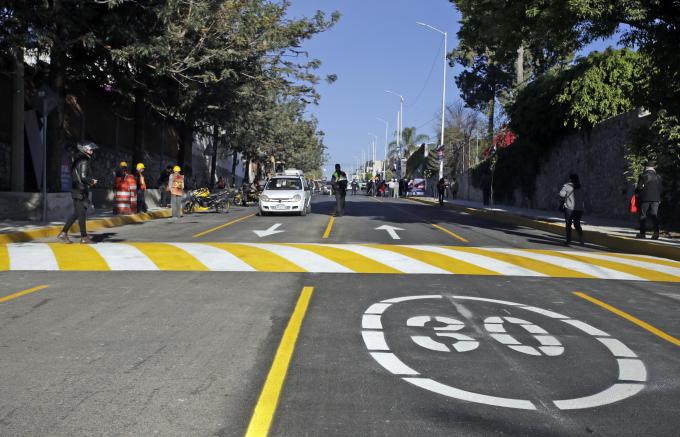 Reapertura la movilidad peatonal y circulación vial en la calle Camino Real.