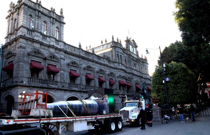 Cierre de calles en el Centro Histórico por la instalación de la obra escultórica monumental "Tú".