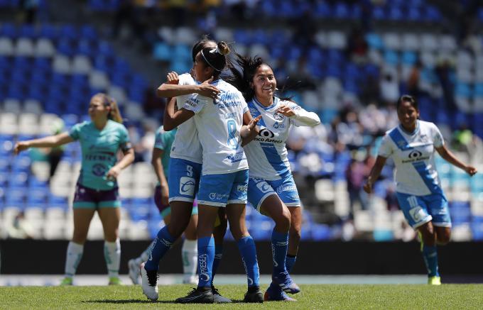 Segunda victoria al hilo para el Club Puebla Femenil.