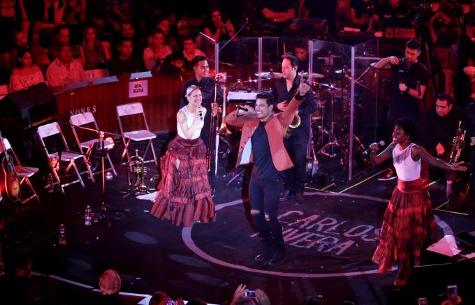 Abre nueva fecha Carlos Rivera, en el Palenque de Puebla