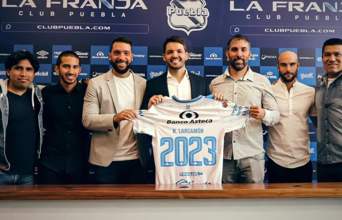 Renueva contrato Nicolás Larcamón hasta diciembre de 2023 con Club Puebla.