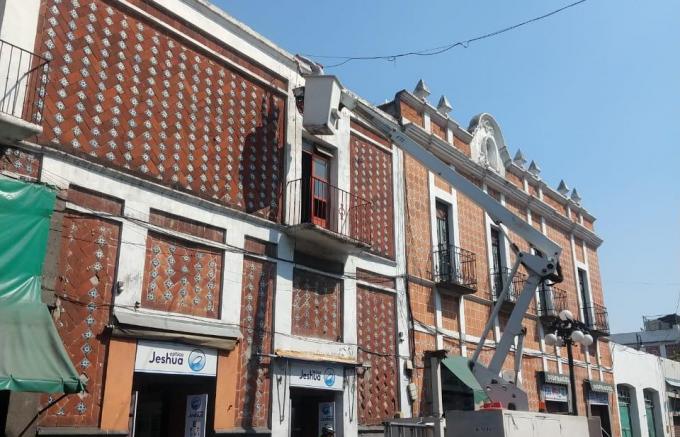 Ayuntamiento de Puebla e Iniciativa Privada realizan ordenamiento de cableado en el Centro Histórico