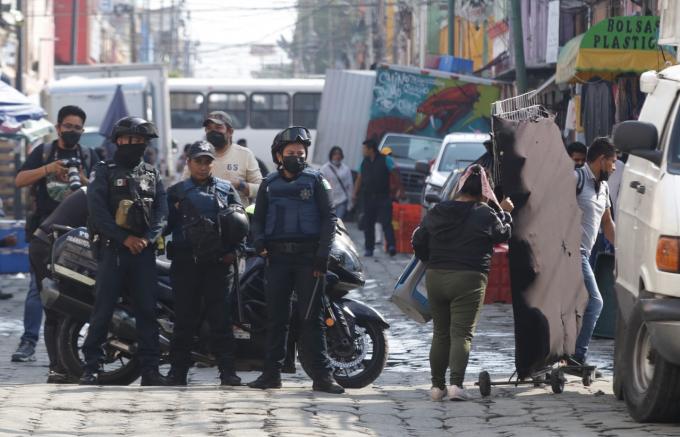 Ayuntamiento de Puebla continúa con el reordenamiento del Centro Histórico.