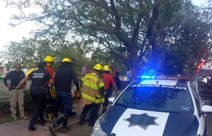 Rescata Policía de Tlaxcala Capital a persona que cayó al Río Zahuapan