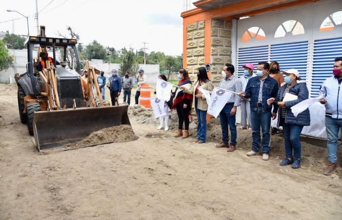 Ayuntamiento de Tlaxcala adoquina calles en San Hipólito Chimalpa