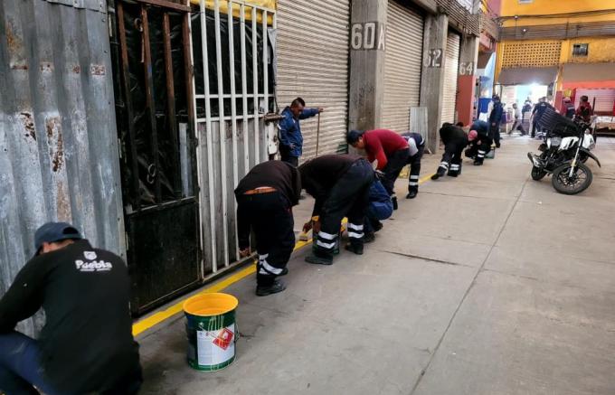 Ayuntamiento de Puebla realiza labores de mantenimiento en la Central de Abasto