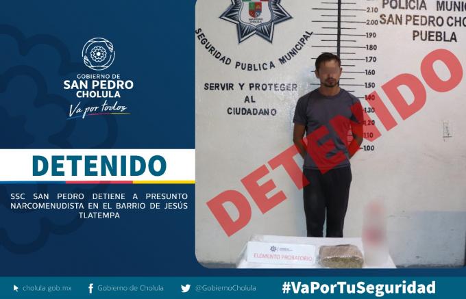 SSC de San Pedro Cholula detiene a presunto narcomenudista en el barrio de Jesús Tlatempa