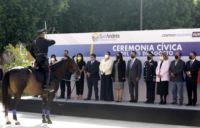 Encabeza Edmundo Tlatehui encabezó la Ceremonia Cívica correspondiente al mes de agosto