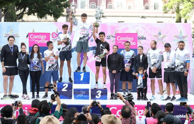 Participan 1500 corredores en la primer carrera Canacine