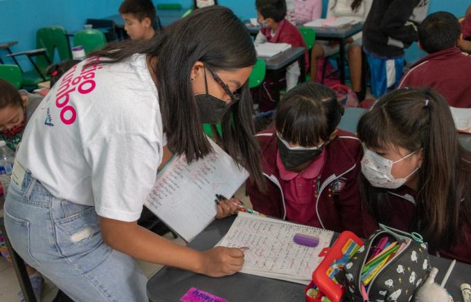Niñas y niños se regularizan en el “Curso de Verano con Rumbo” del DIF Municipal