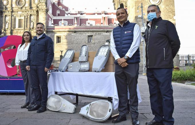 Ayuntamiento de Puebla ha intervenido más de 40 mil puntos de luz en la capital