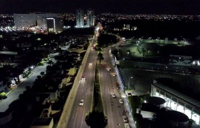 Ayuntamiento de Puebla moderniza luminarias en Cúmulo de Virgo