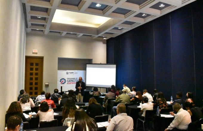 Ayuntamiento de Puebla capacita a emprendedores en materia de proyecto de negocio por la secretaría de Economía y Turismo