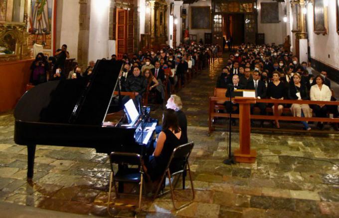 Jósef Olechowski cimbró la Catedral de Nuestra Señora de la Asunción en Tlaxcala capital