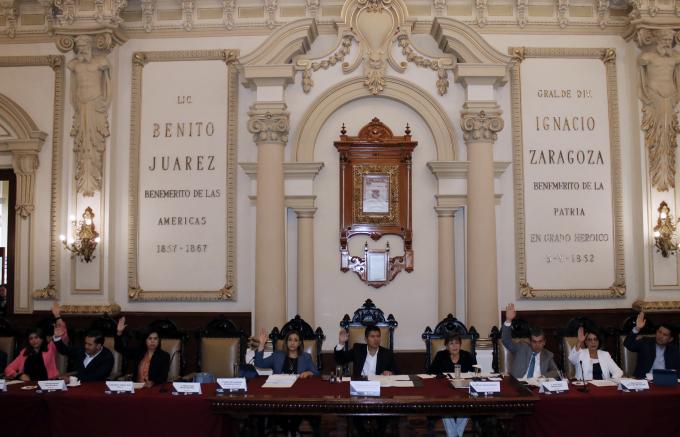 Ayuntamiento adapta proyectos para concesionar espacios espacios publicitarios, servicio de recolección y manejo de residuos.