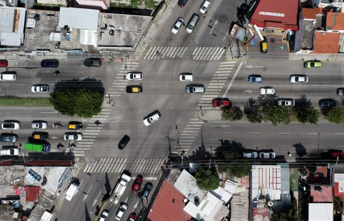 Ayuntamiento de Puebla entrega mejoramiento de semorización y balizamiento en el bulevar Municipio Libre