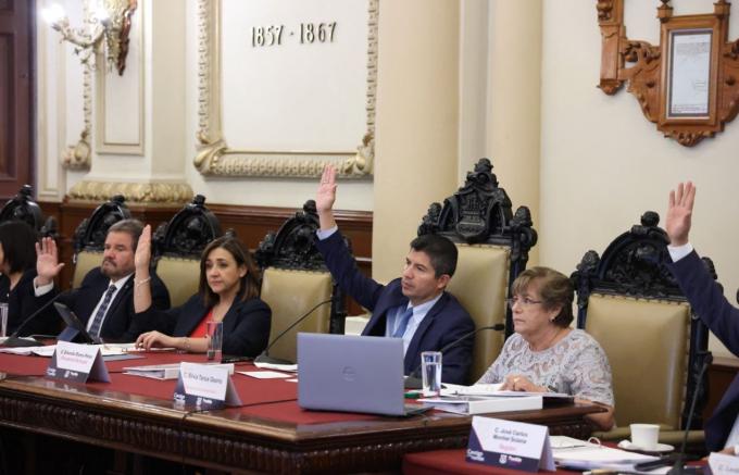 El Cabildo de Puebla aprueba iniciativa de Ley de Ingresos 2023