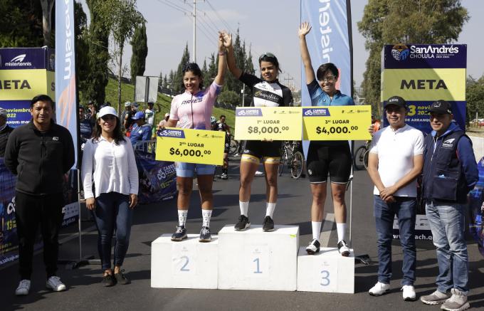 Más de 400 ciclistas participaron en la carrera San Andrés Cholula 2022