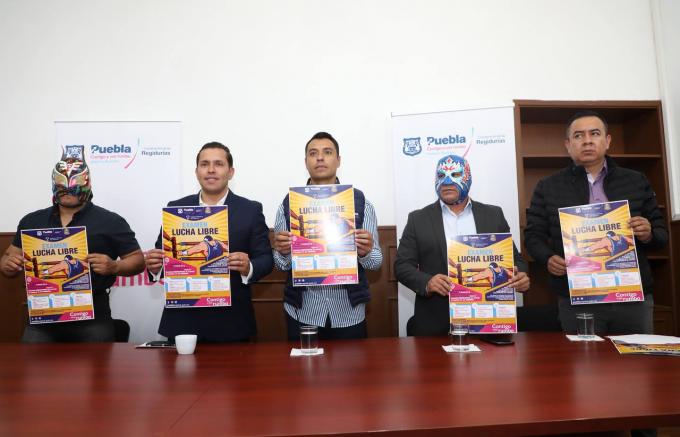 Ayuntamiento de Puebla convoca a certificarse como luchador profesional