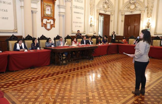Realiza Ayuntamiento de Puebla cabildo abierto 