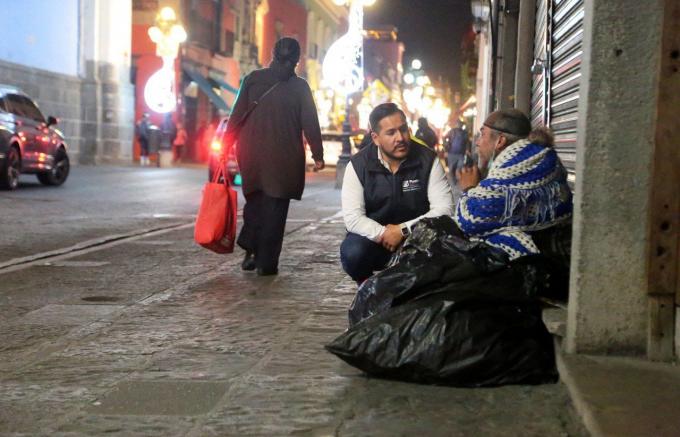 SMDIF brinda atención a migrantes y personas en situación de calle en el dormitorio municipal.