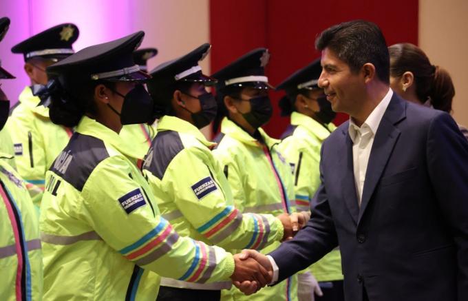 El alcalde Eduardo Rivera presentó la plataforma de seguridad Alerta Contigo
