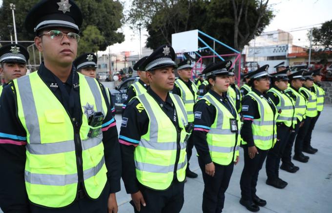 Eduardo Rivera fortalece a la policía municipal con equipamiento nuevo