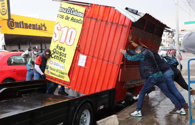 Ayuntamiento de Puebla refuerza operativos de inhibición y regularización del comercio informal