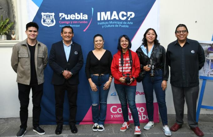 Se entregaron diplomas y premios a los ganadores del Segundo Concurso de Fotografía