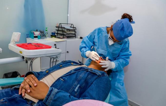 SMDIF Puebla brinda servicios de salud dental a bajo costo