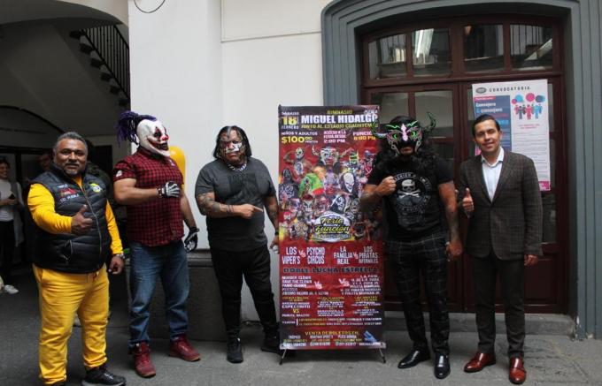 Ayuntamiento de Puebla invita a la Feria función de lucha libre