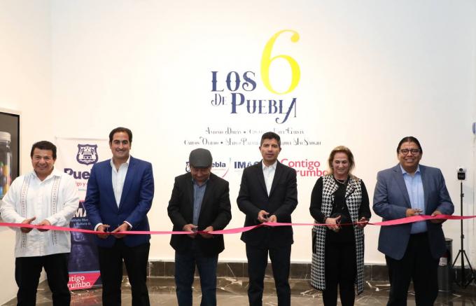 Inaugura Eduardo Rivera la exposición "Los 6 de Puebla" en la Galería de Palacio Municipal