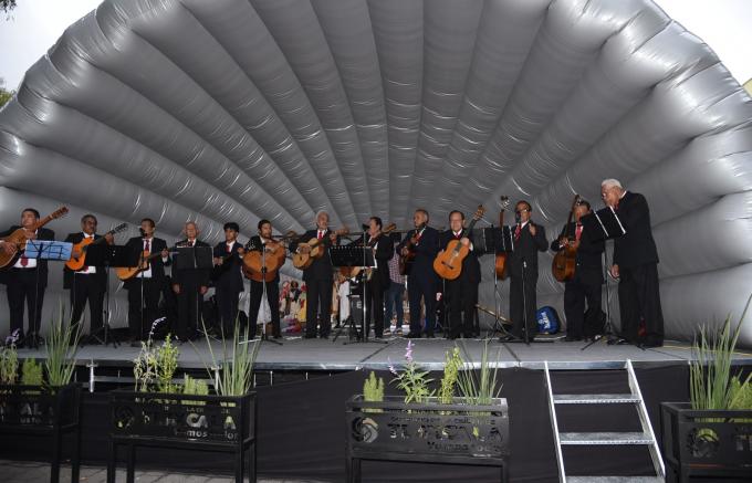 Tlaxcaltecas y visitantes nacionales respaldan el programa artístico y cultural de fines de semana