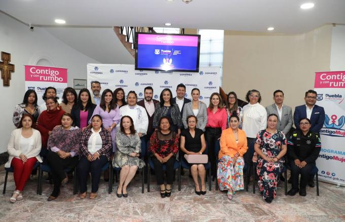 Presenta Eduardo Rivera la edición 2023 del programa Contigo Mujer