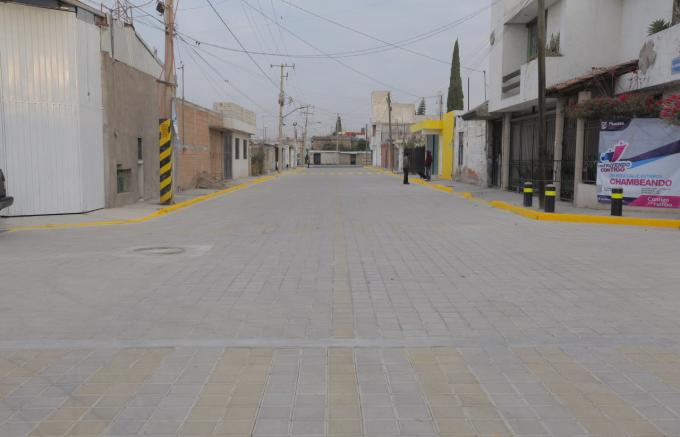 Ayuntamiento de Puebla entrega una calle más en San Baltazar Campeche