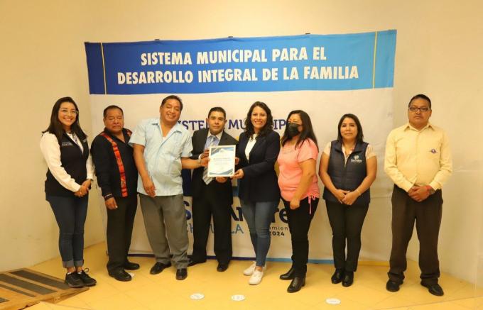 Encabeza Guadalupe Cuautle la clausura del curso de sensibilización para conductores del transporte público