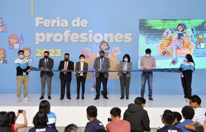 Inaugura la rectora María Lilia Cedillo Ramírez la Feria de Profesiones 2023