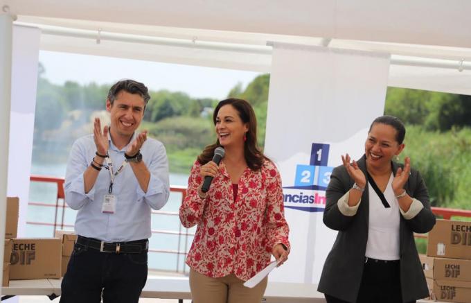 Entrega desayunos fríos a 70 estancias infantiles el SMDIF Puebla.