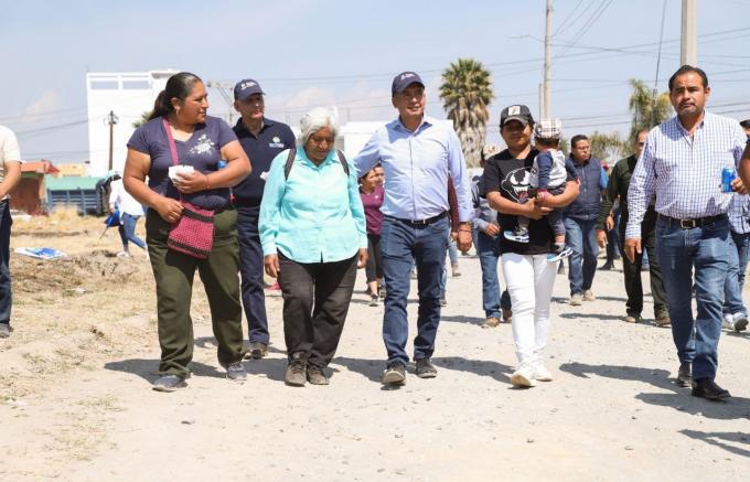 Arranca Edmundo Tlatehui obras en juntas auxiliares, delegación Atlixcáyotl y la cabecera municipal