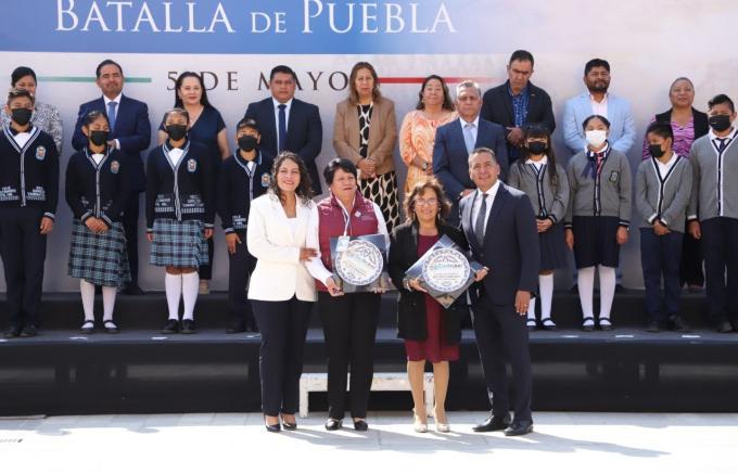 Encabeza Edmundo Tlatehui ceremonia cívica de Mayo.