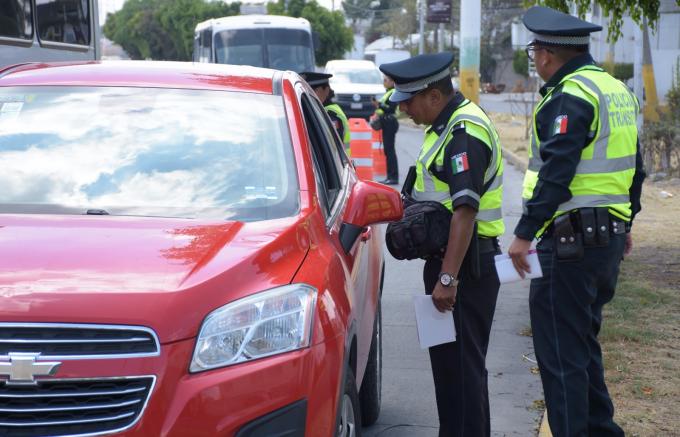 Policía municipal de Puebla implementa operativos de proximidad sobre cultura vial