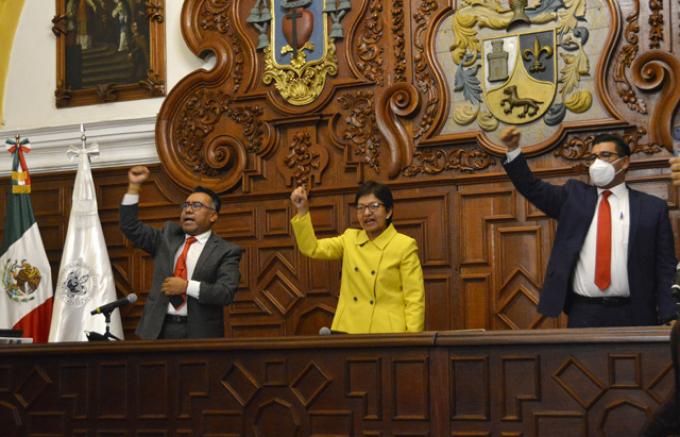Consejo Universitario aprueba que la Rectora Lilia Cedillo envíe reforma a Ley de la BUAP al gobernador del estado