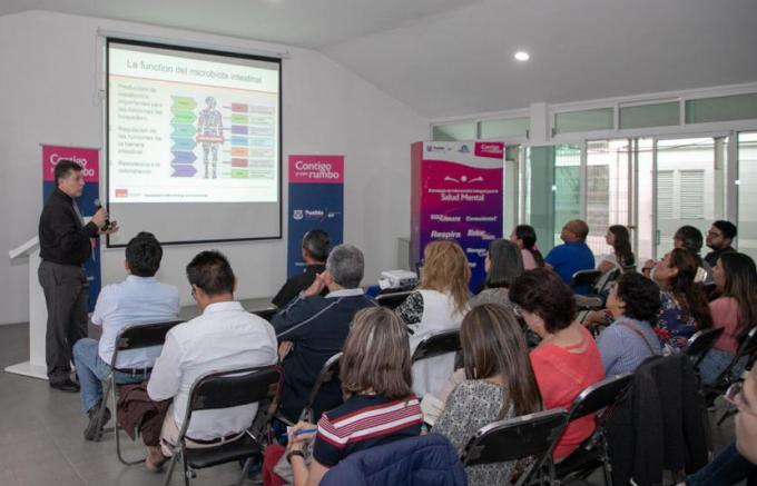 Personal del SMDIF de Puebla en constante capacitación