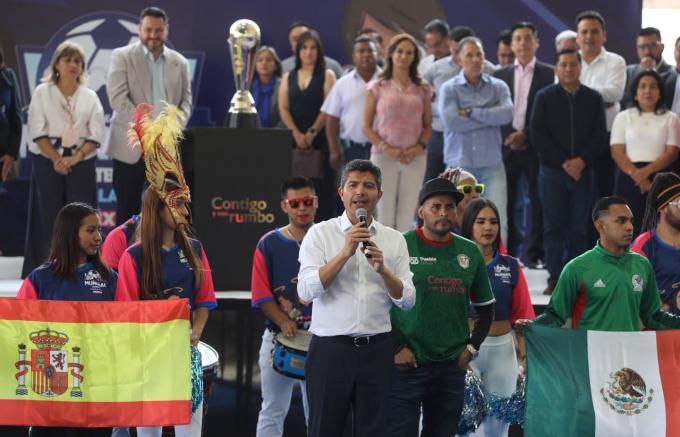 Trofeo del Campeonato Mundial de Fútbol 7 en Puebla comienza gira